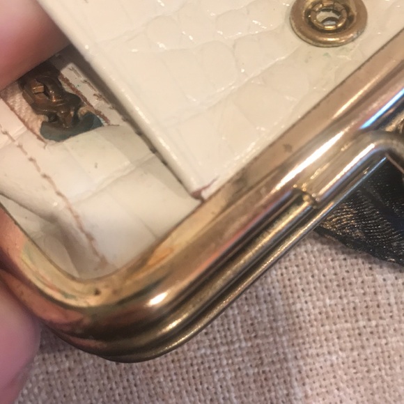 Vintage Leather Wallet - Picture 7 of 7